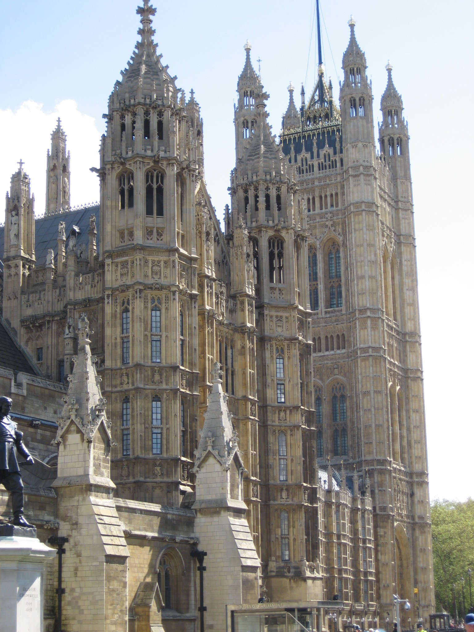 London in Spring (2009)